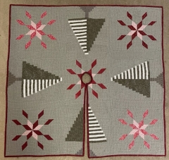 DRESSED FOR THE HOLIDAYS QUILTED TREE SKIRT PATTERN